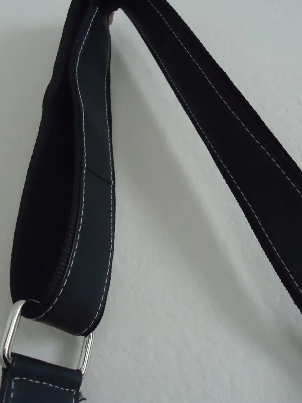 Pielnoble vintage leather crossbody/ shoulder bag.